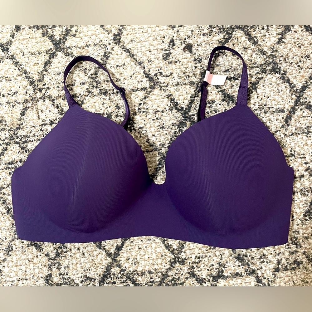 Victorias Secret Tshirt wireless bra 38D